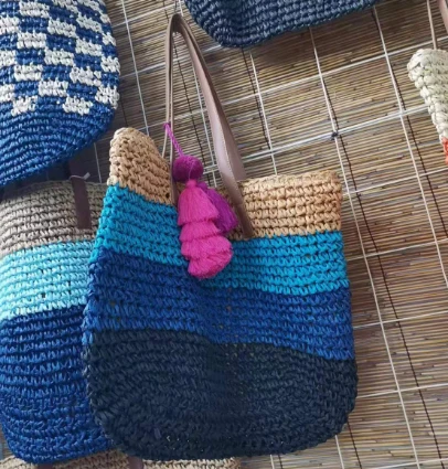 گریڈینٹ ریمپ Crochet لڑکی خواتین بیگ
