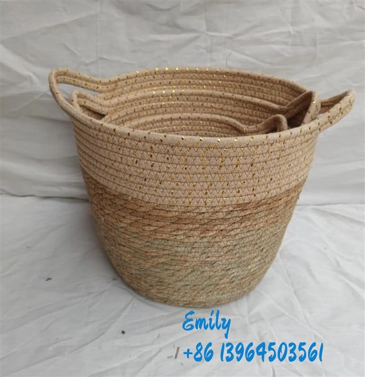 چھوٹی قدرتی اسٹوریج ٹوکریاں